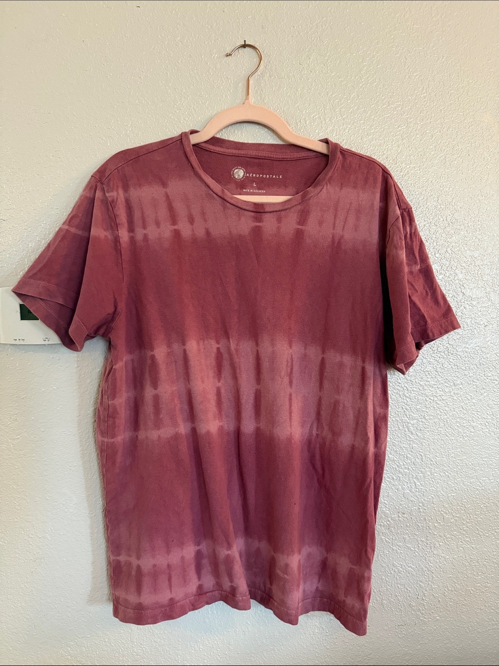 Aeropostale Men's Pink Tie-Dye Short Sleeve Tee